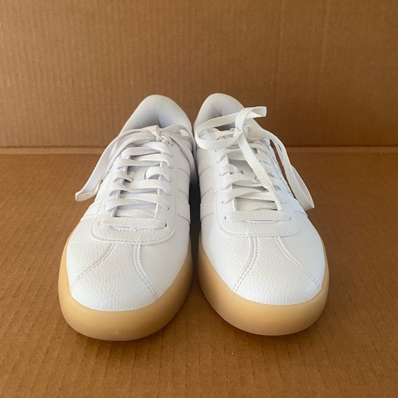 adidas Women's VL Court 3.0 Sneaker | US 8.5 - Picture 2 of 8